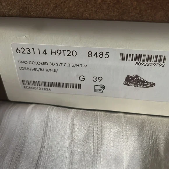 Gucci Ultrapace Sneakers - Picture 8 of 8